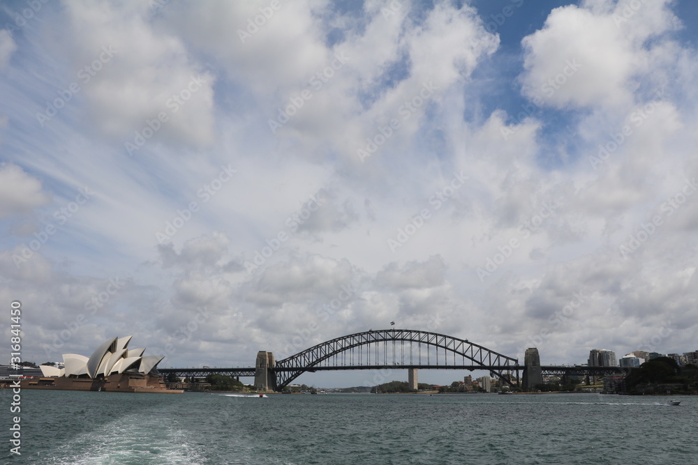 Obraz premium Sydney Harbor Bridge nearby Circular Quay in Sydney, Australia