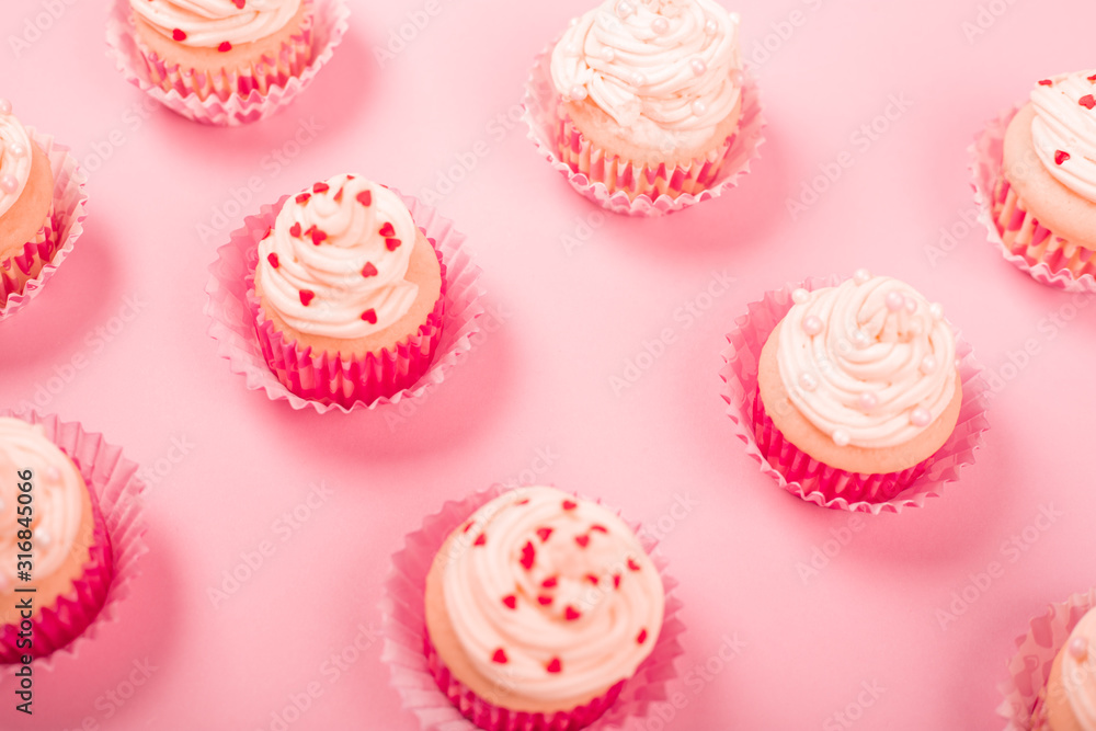 Valentine day love cupcakes Valentine day love cupcakes