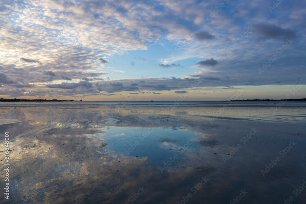 Couleur bleu dans le ciel