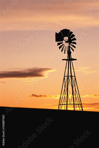 Windmill at sunset, South Dakota © spiritofamerica