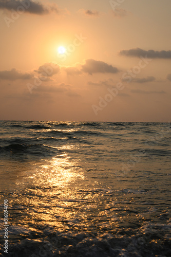 Fototapeta Naklejka Na Ścianę i Meble -  Beautiful sunset above sea.