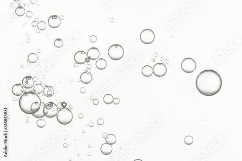 Flowing bubbles