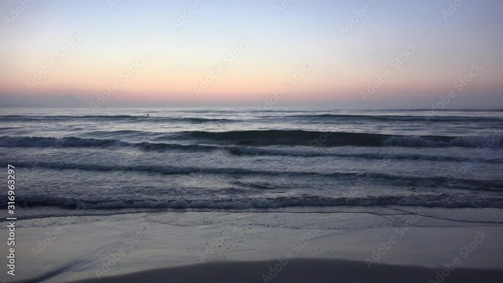 4K Sea Waves in Sunset, Sunrise on Beach, Sundown Dusk on Seashore Seascape View