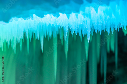 Icicles and snowflakes in an ice cave © Kai Zhao
