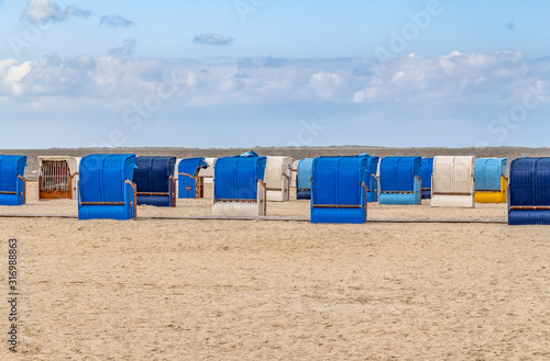 beach chairs in Northern Germany © PRILL Mediendesign
