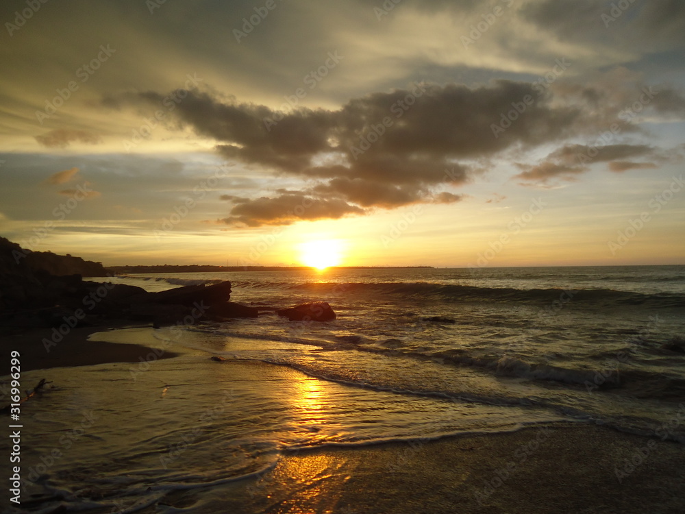 Obraz premium sunset over the sea