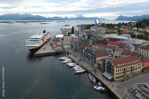 Fotografie Save Harbor Molde