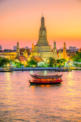 Keuken achterwand Bangkok Wat Arun tempel bij dageraad  © Luciano Mortula-LGM