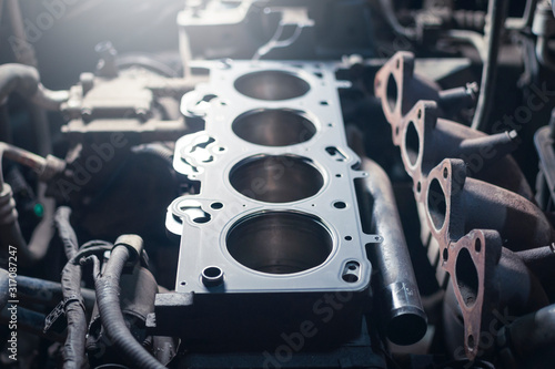 cylinder head gasket replacement in car service photo
