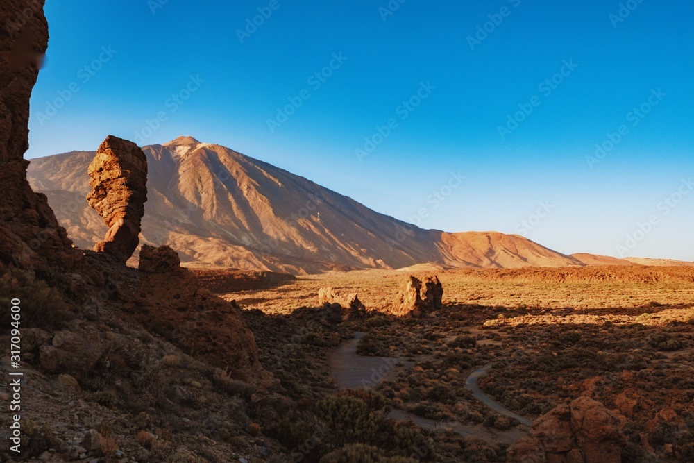 Naklejka premium Mount teide landscape blue sky