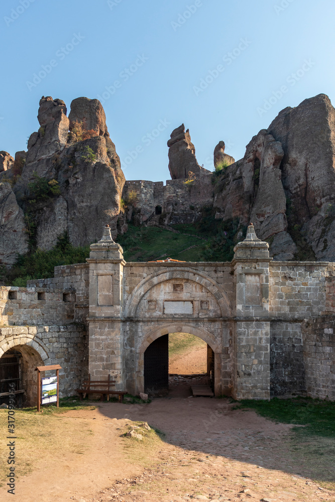 Naklejka premium Ruins of Medieval Belogradchik Fortress-Kaleto, Bulgaria