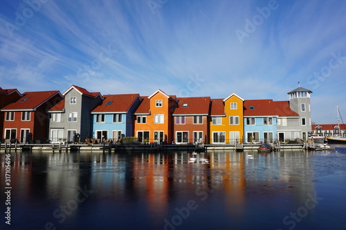 Traditionelle Häuser in Groningen / Niederlande © Arne