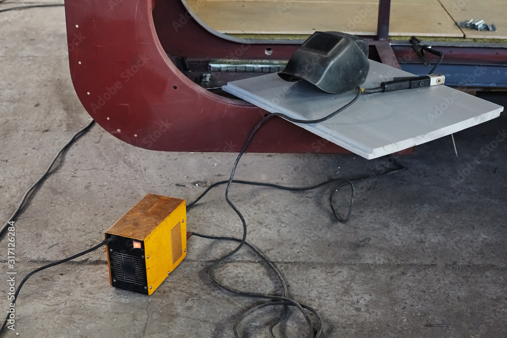 Semiautomatic welding machines are easy to use and find wide