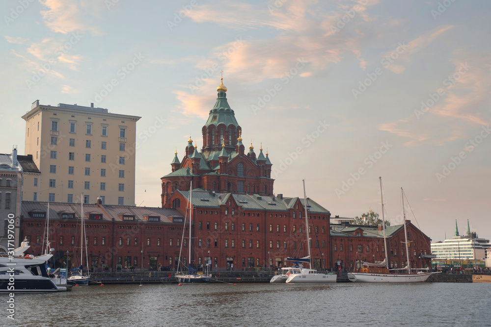 Obraz premium Embankment In Helsinki At Summer Evening, Finland.