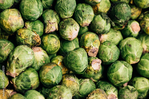 Large amount of loose brussel sprouts
