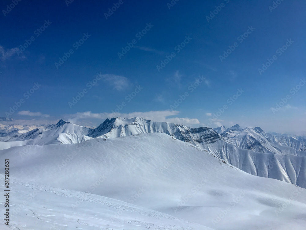 Naklejka premium kaukasus mountains