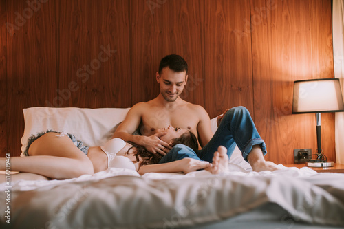 Young happy couple in love ...