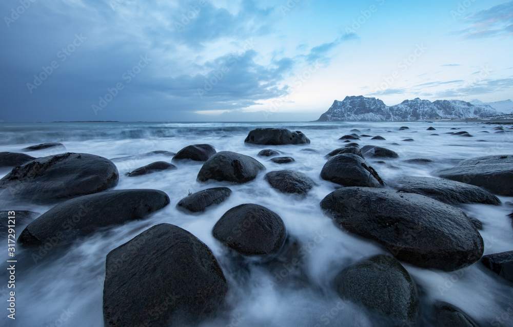 Fototapeta premium Lofoten islands traditional landscape of Norwegian nature.