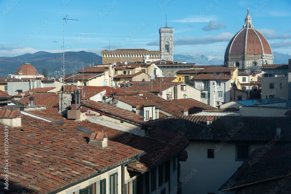 Fototapeta premium panorama of Florence from above with view of the cathedral
