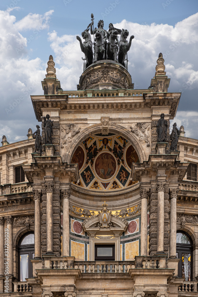 Dresden cathedral ornament semperoper