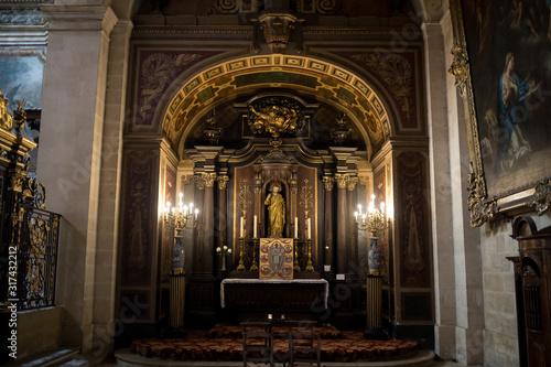 Interior of Eglise Notre Dame, Bordeaux, Gironde department, France © wjarek