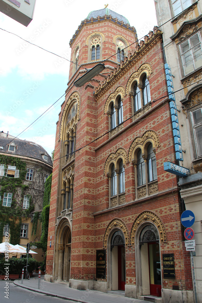 Obraz premium orthodox church (holy trinity) in vienna (austria)
