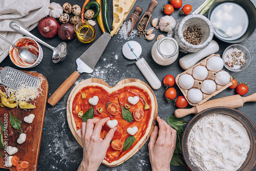 ingredients for classic italian pizza