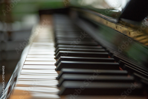 Tastiera di pianoforte ripresi da vicino