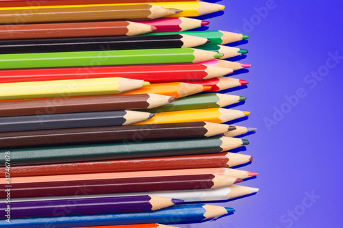 colored pencils, color gamut © Jorge