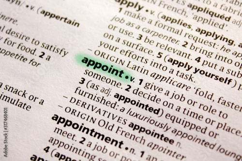 Appoint word or phrase in a dictionary.
