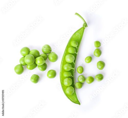 Green peas isolated on white background photo
