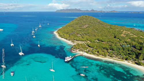 Obraz na plátne Caribbean islands & sea aerial view, St. Vincent & Grenadines