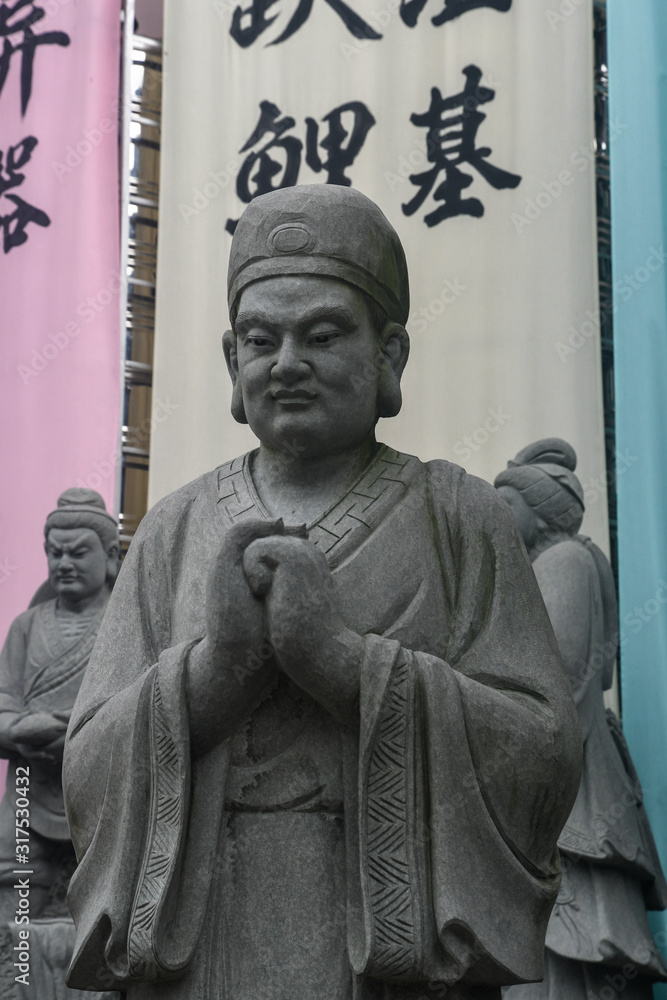 Naklejka premium Sculptures in Thean Hou chinese temple in Kuala Lumpur, Malaysia