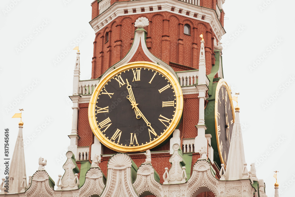 Clock of the Kremlin on the red square.