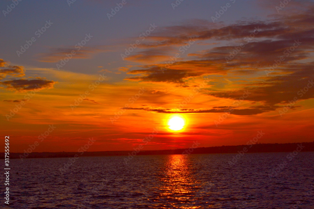 Fototapeta premium sunset over the sea