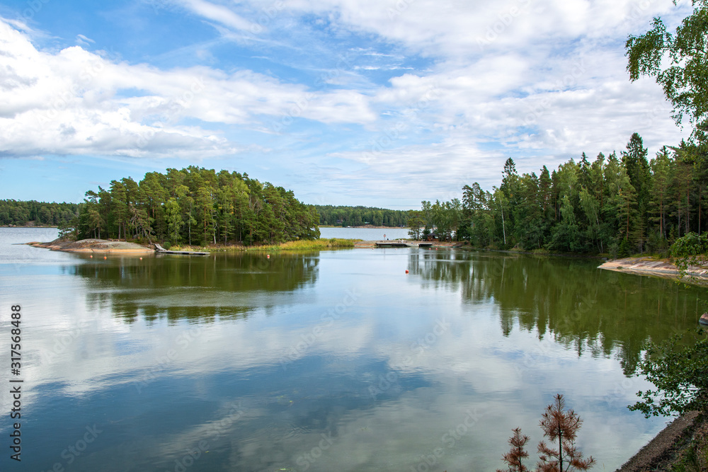Obraz premium Beautiful summer view to the Gulf of Finland and Linlo island area, Kirkkonummi, Finland