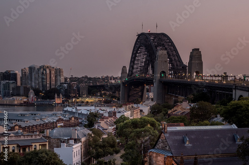 Sydney city skyline at dawn © Tim