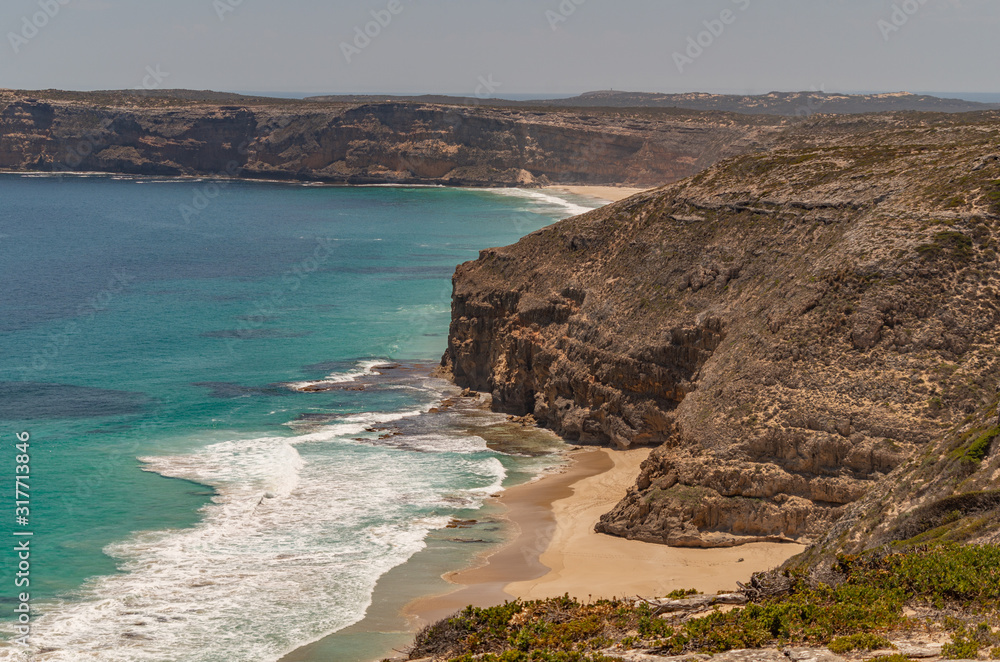 Obraz premium Pristine beaches and the rugged coastline of Yorke Peninsula, located west of Adelaide in South Australia