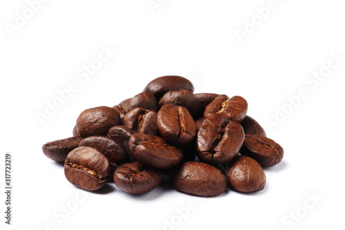 Konstfotografi Coffee beans isolated on a white background.