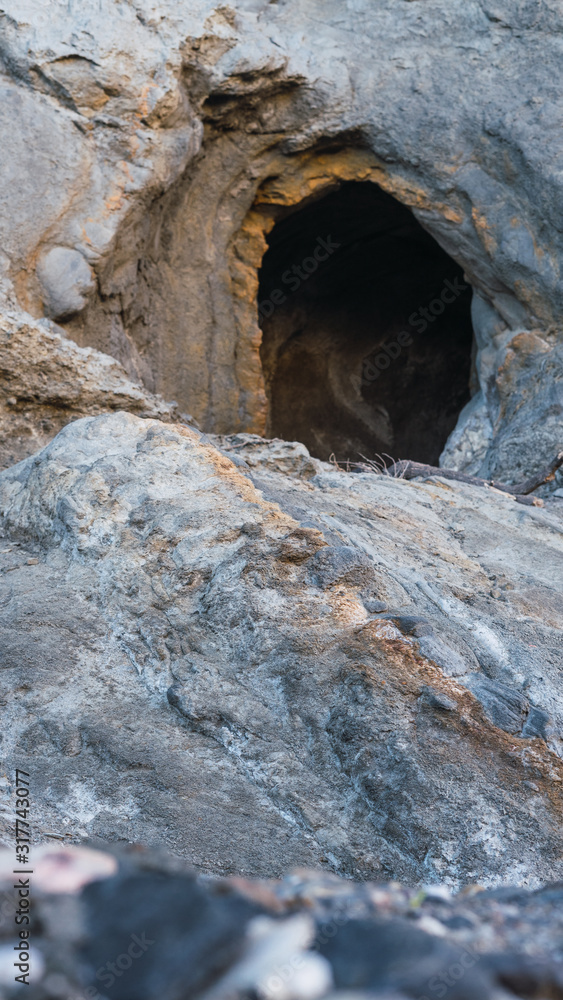 Cueva en el desierto de Tabernas de la provincia de Almeria