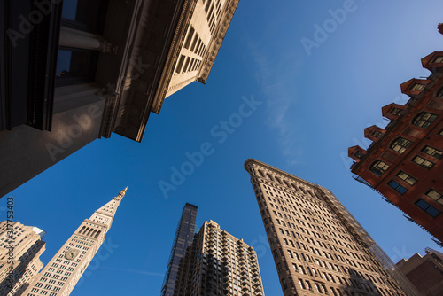 facade of the Flatiron Building