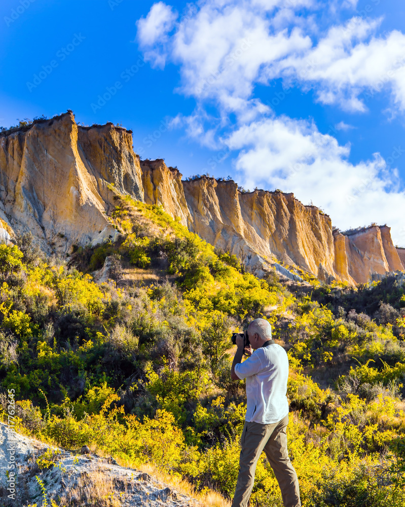 Naklejka premium Pointed white Clay cliffs