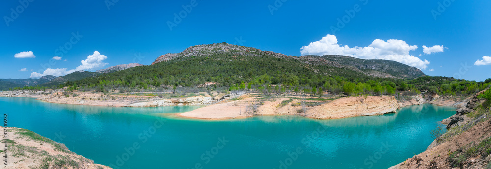 Canelles Reservoir, Montrebei Gorge, Congost de Mont Rebei, Noguera Ribagorzana river, Montsec Range, The Pre-Pyrenees, Lleida, Catalonia, Spain, Europe