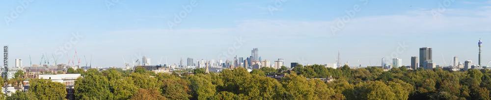 Wide panoramic view of London from Primrose hill