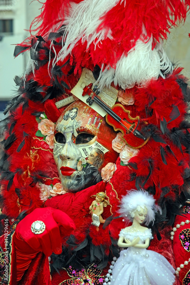 Naklejka premium Italy, Venice colorful carnival masks.