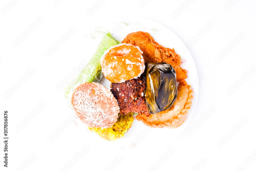 A picture of famous Nusantara dessert or bitesized snack called A picture of famous Nusantara dessert or bitesized snack called