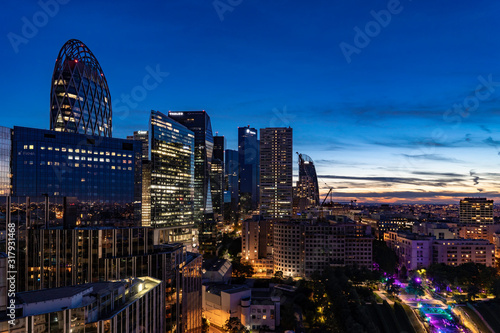 Photos nuit sur la défense