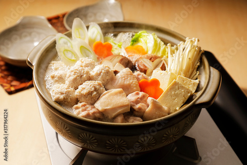 鶏鍋　Japanese chicken hot pot