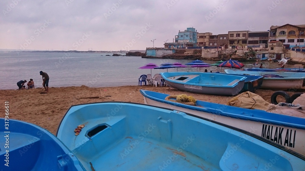 petit port de peche et de loisirs, algerie