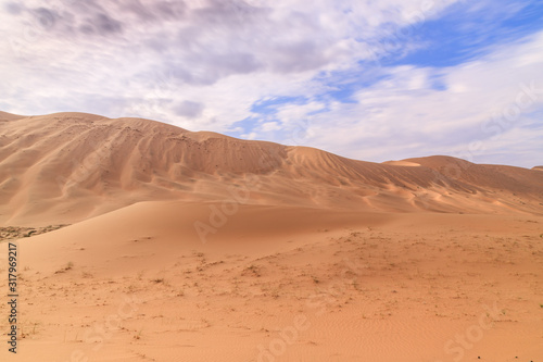Badain Jaran Desert, desert, Inner Mongolia, the third largest desert in China, with the tallest stationary dunes on Earth and100 spring-fed lakes between the dunes